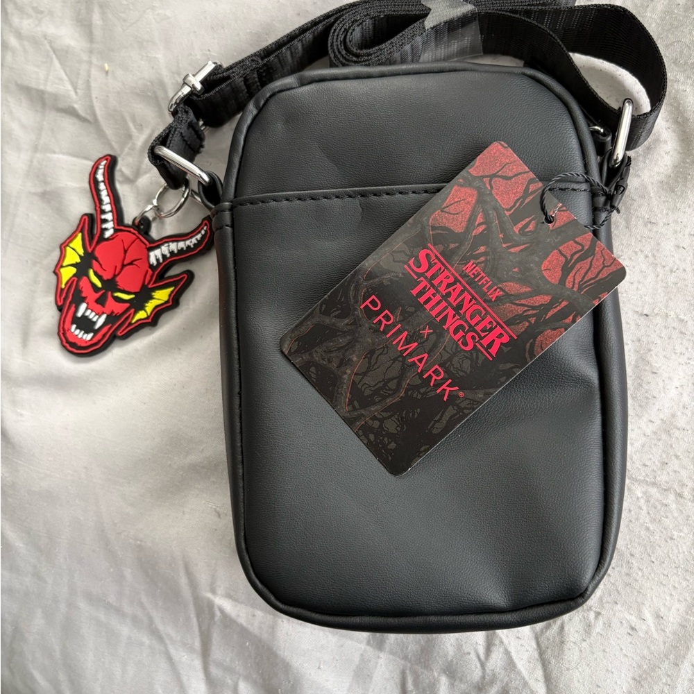 Primark Black and Red Stranger Things Crossbody Bag - Picture 2 of 2